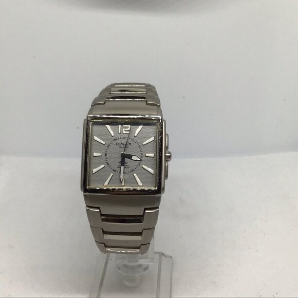 OMAX Other - OMAX Crystal Quartz Men's Watch DBA193 Square Gray Dial Silver-Tone